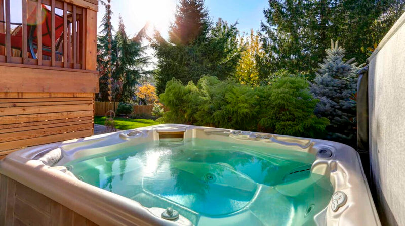 Pros and Cons of Saltwater Hot Tub 
